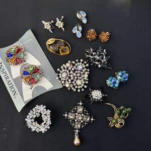 Vintage Rhinestone Brooch Jewelry Lot 12 Wearable Earrings Clips Costume Jewelry
